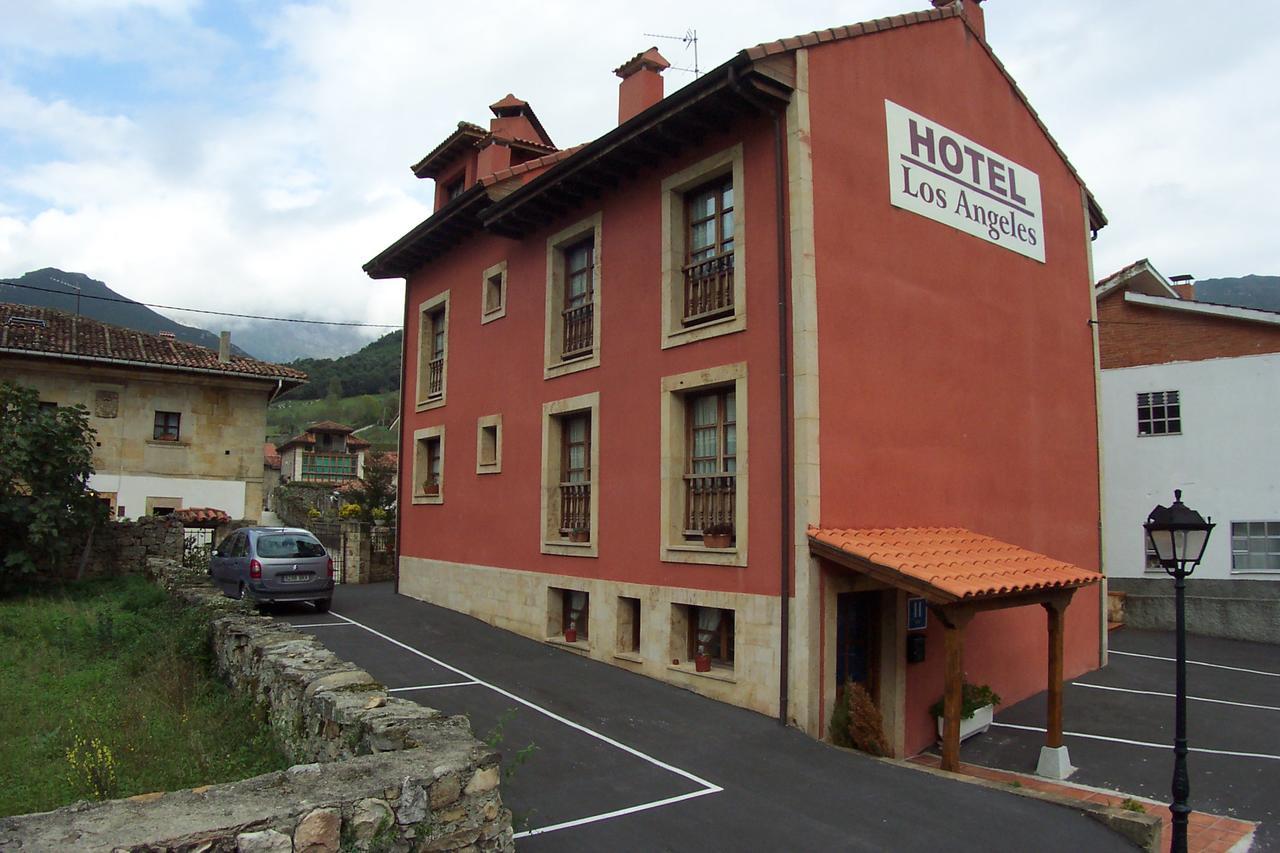 Hotel Los Angeles Arenas De Cabrales Ngoại thất bức ảnh