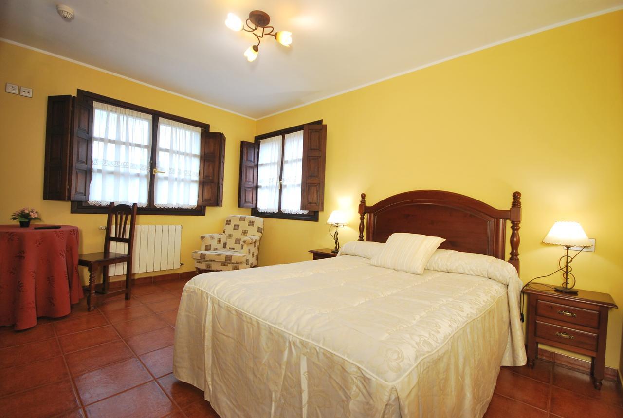 Hotel Los Angeles Arenas De Cabrales Ngoại thất bức ảnh